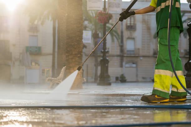 Professional Pressure Washing in Mediapolis, IA